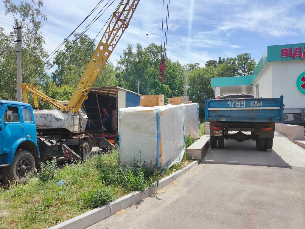 15 червня до ЦРЛ завдяки управлінню ООН в Україні були доставлені два 4-х тонні дизель-генератори